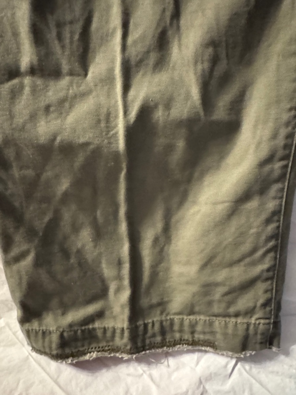 Guess 90’s Y2K Men's Olive Green Button-Fly Destressed Chinos - Picture 14 of 14
